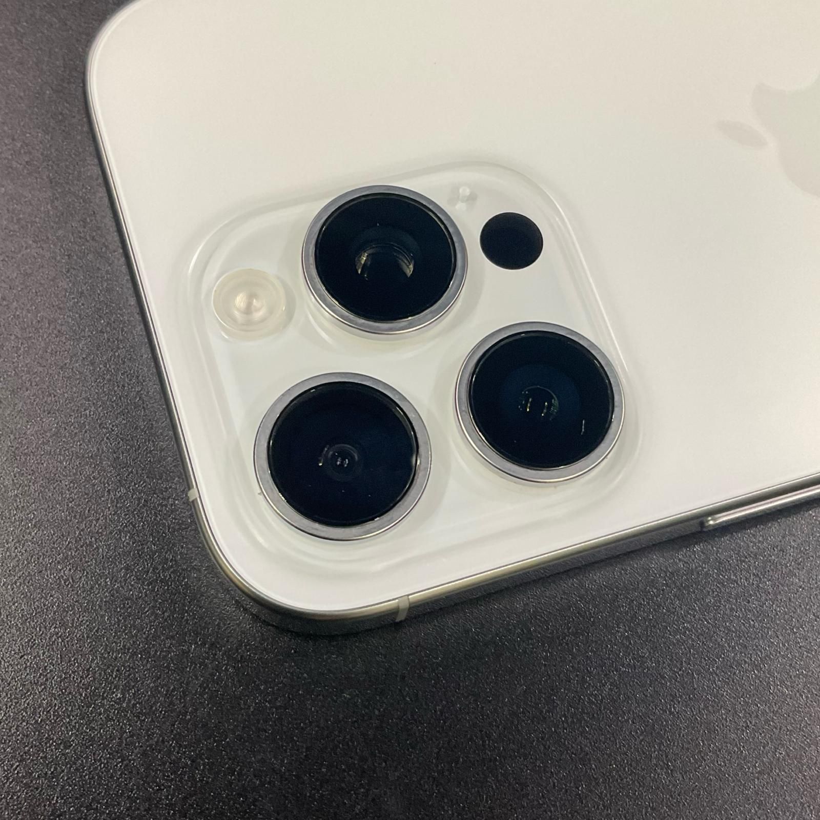 iPhone 16 Pro 512GB ホワイトチタニウム SIMフリー 白ロム 動作確認済