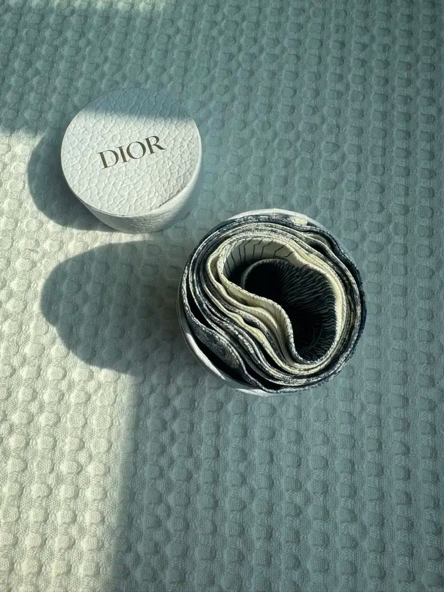 ディオール タロット ミッツァ スカーフ スカイブルー