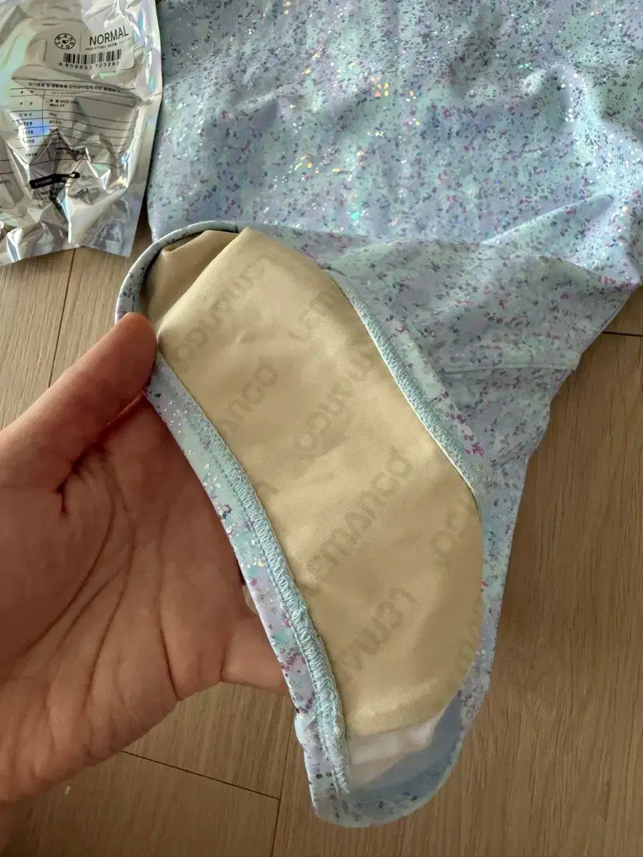 マンゴ ツイードジャケット スカイライト Vショルダーバッグ レディース ONE PIECE 水着