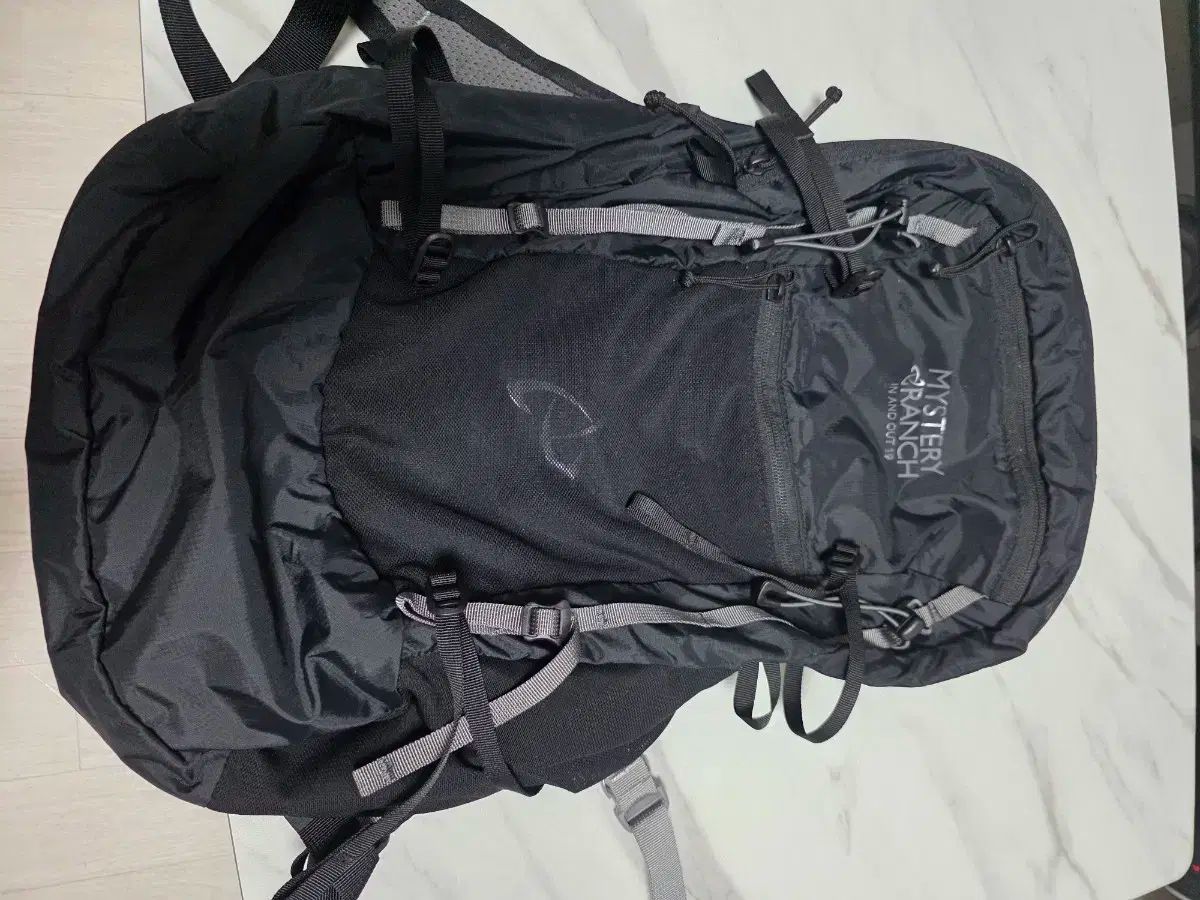 경북 구미 MYSTERY ゴルフ レン IN＆OUT 19L ほぼ