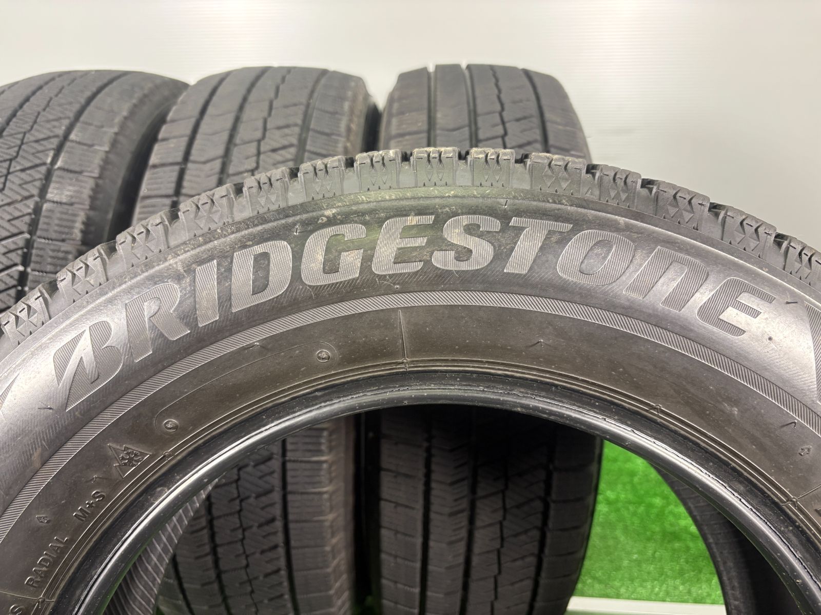  185 65 R 15 ブリヂストン VRX 2 2020年製 4本 冬 タイヤ スタッドレス TA 718 15インチ スタッドレス