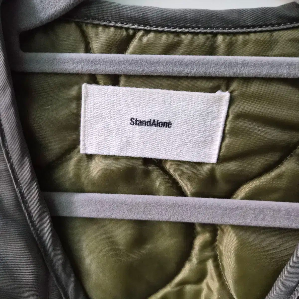 StandAlone カーキ キルティング ベスト