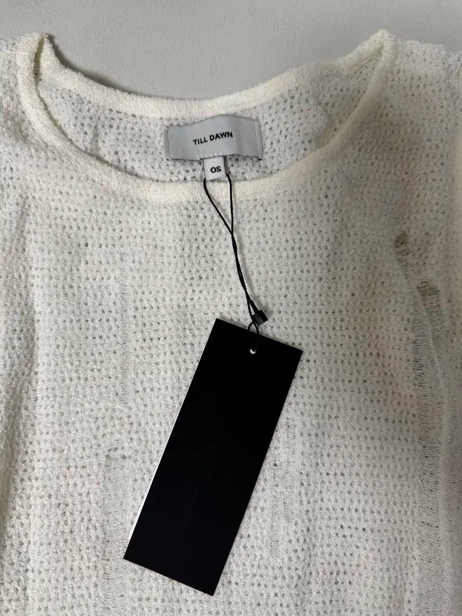 TILLDAWN ティルドーン ノースリーブ