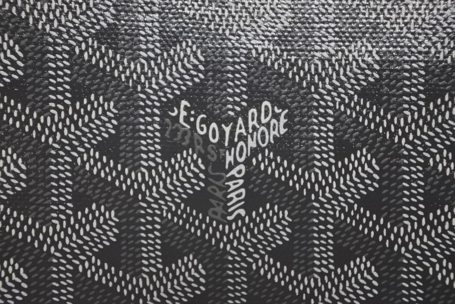 【激安!正規品!!】 GOYARD ゴヤール セナMM クラッチバッグ ヘリンボーン柄 グレー PVC レザー シルバー金具 4b008889 最安価に挑戦。