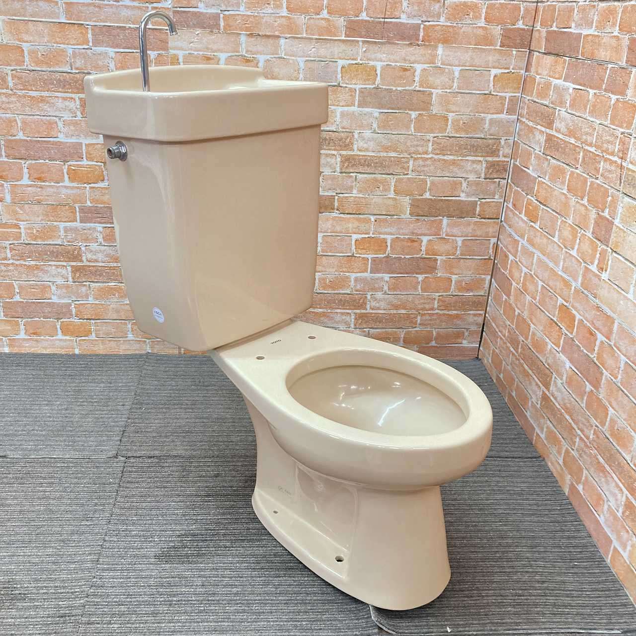 品 TOTO トイレ 洋式便器 床下排水 C420 排水芯530mm とタンク S517B のセット SC4 ハーベストベージュ 77J