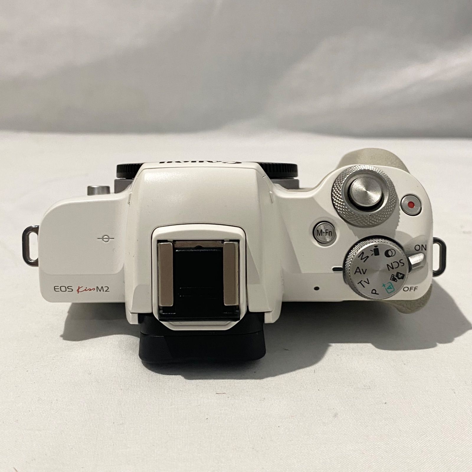 イオスキス ホワイト