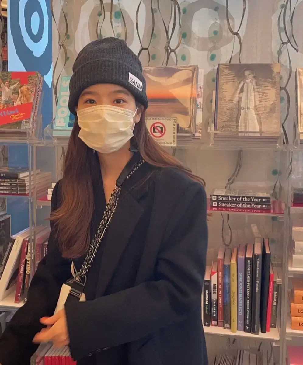  GANNI ガニー ロゴ パッチ リサイクル ウール ブレンド ビーニー チャコール ニット帽 ビーニー 帽子