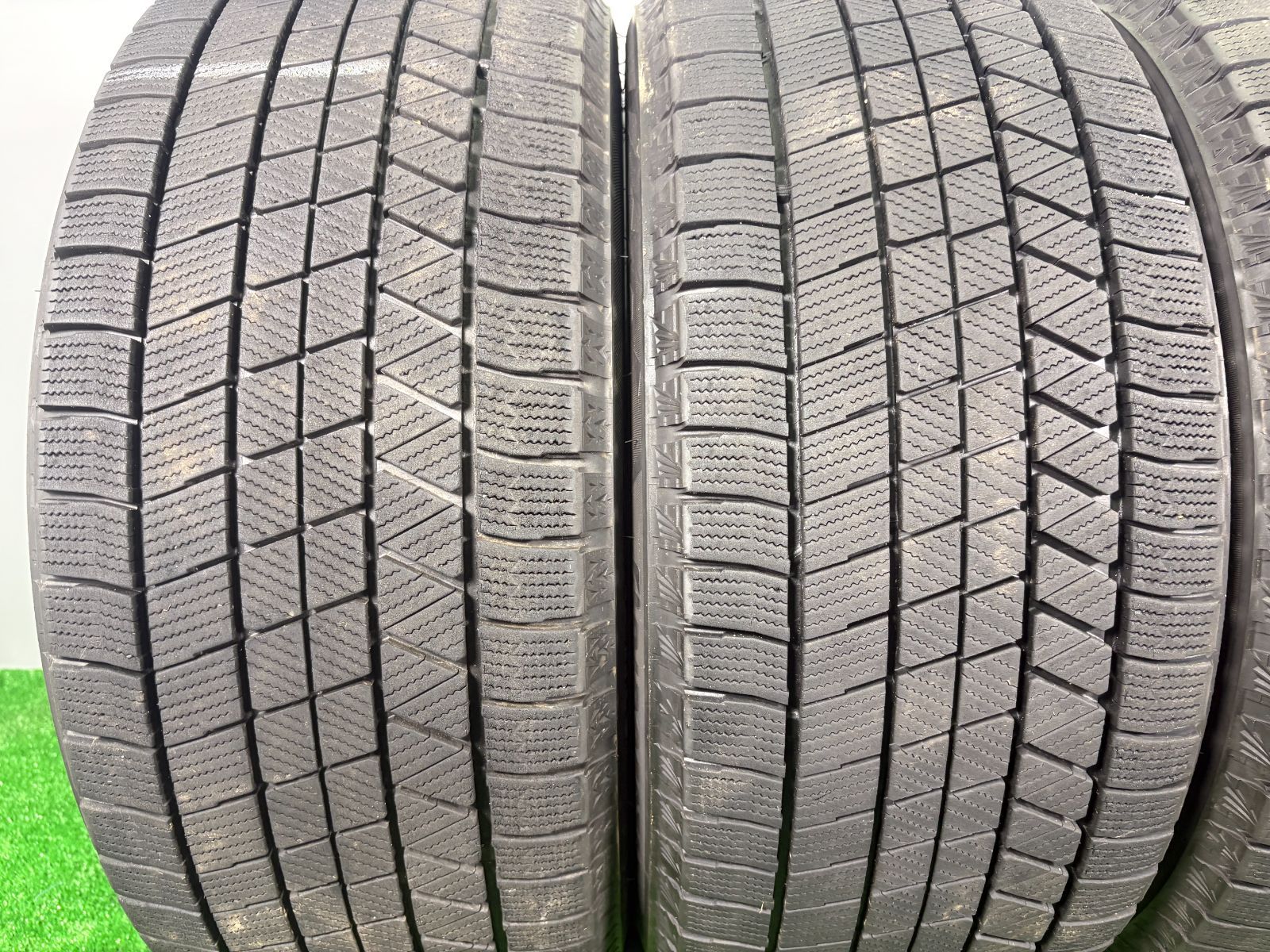 245 40 R 18 ブリヂストン VRX 3 製 4本 冬 タイヤ スタッドレス TA 724