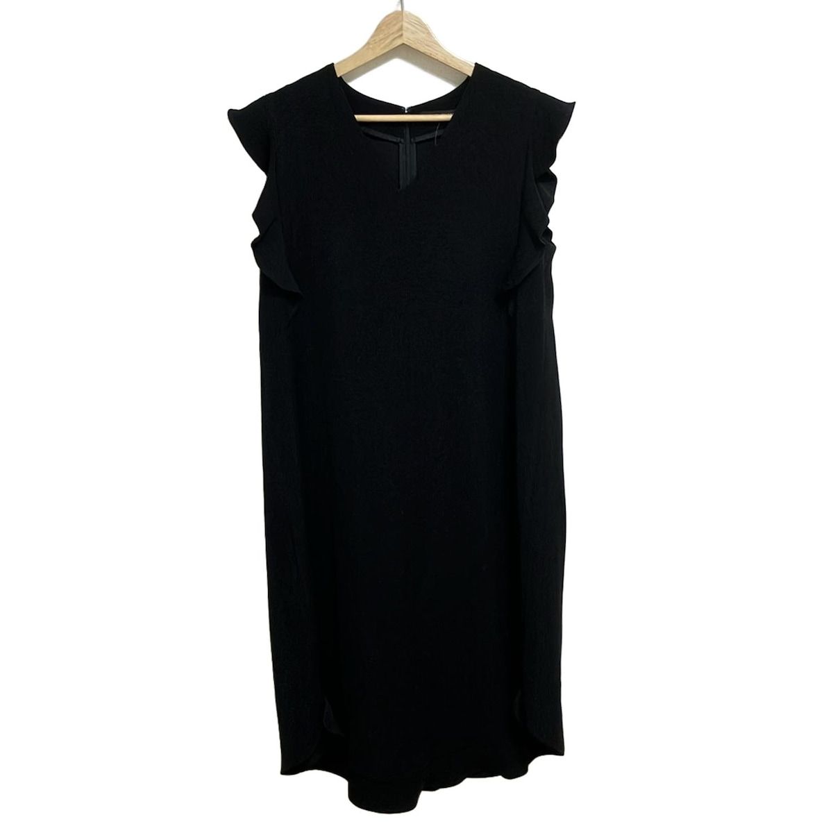 YOKO CHAN ヨーコ チャン ワンピース サイズ40 M レディース - 黒 Vネック 半袖 ひざ丈