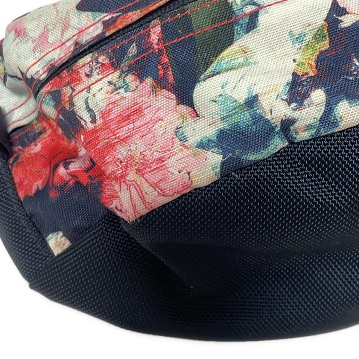 ウエストポーチ -