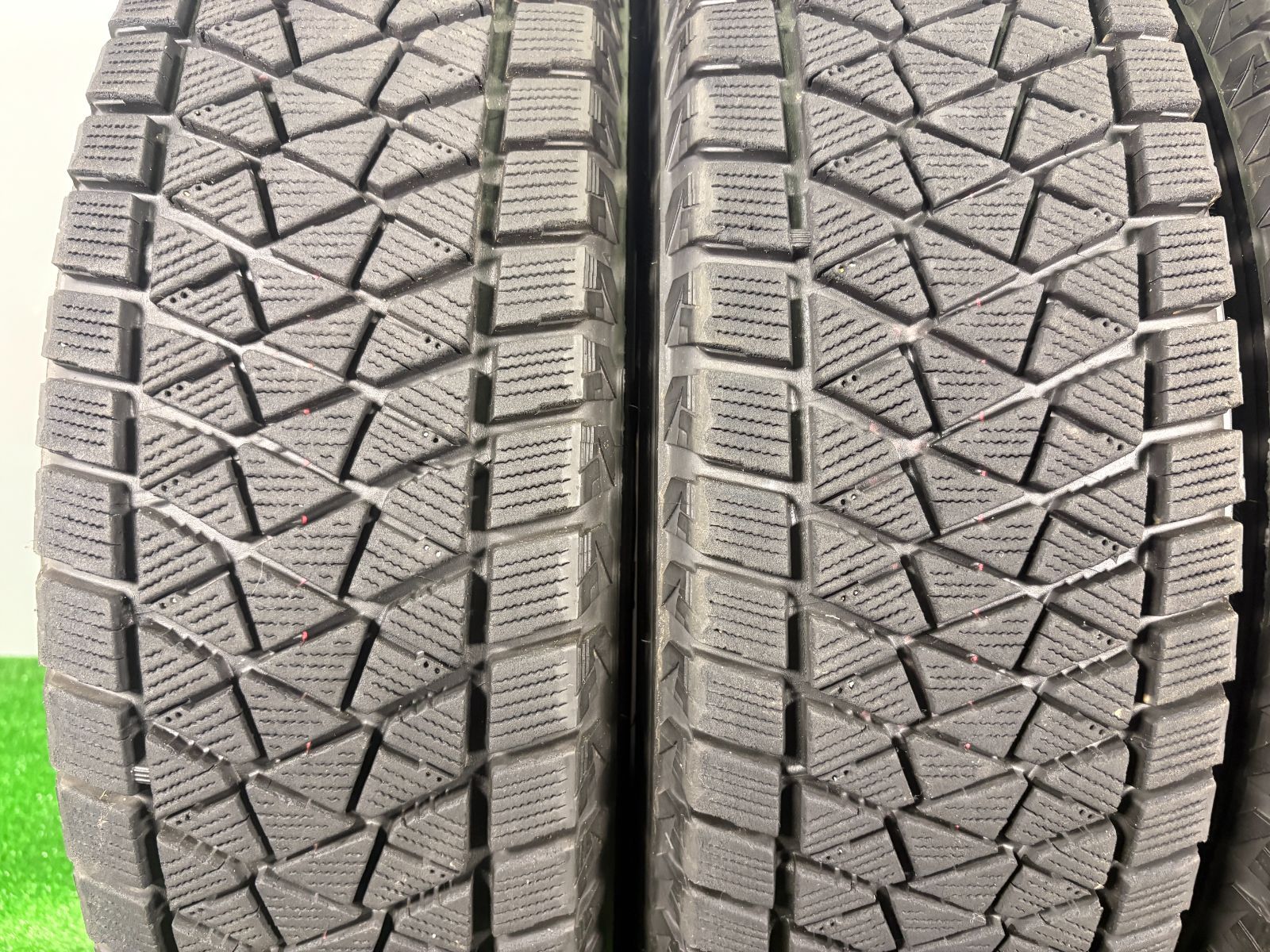 195 80 R 15 ブリヂストン DM V 2 2020年製 4本 冬 タイヤ スタッドレス TA 725