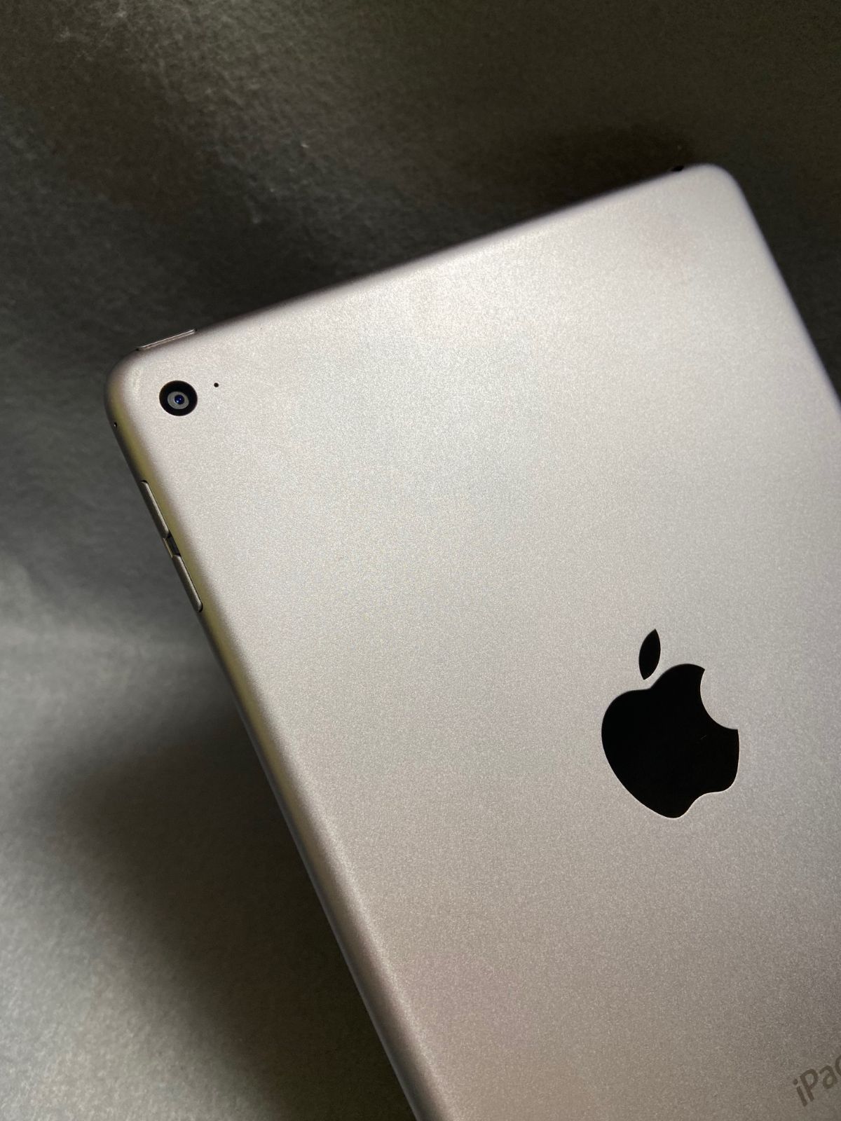 Wi-Fi版 スペースグレー色