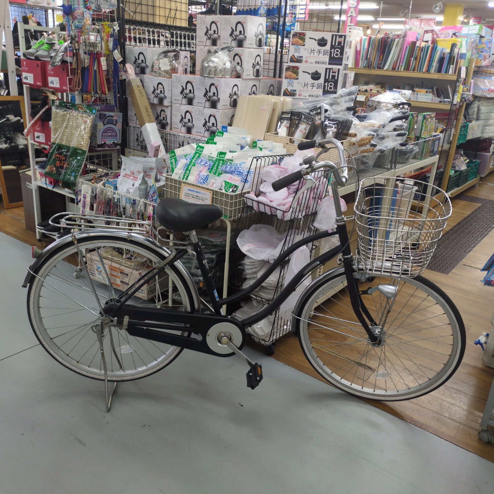 J029 サビキズ使用感有り 普通自転車 CASULY LEDオート 26インチ