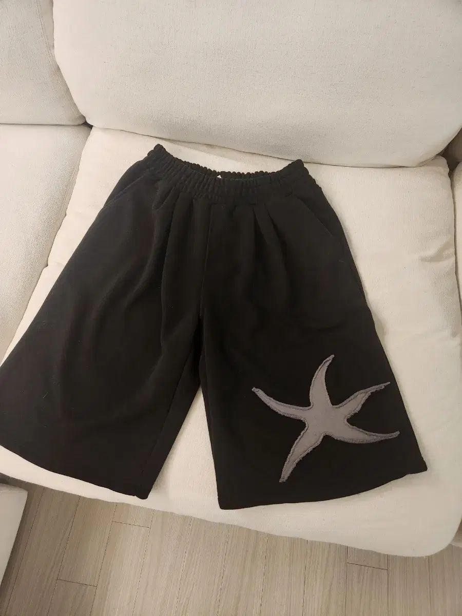 ザ コールドスト モーメント バミューダパンツ