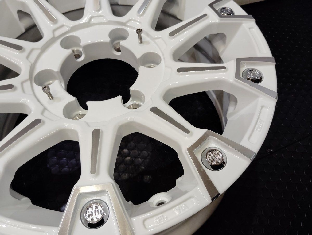 社外ホイール 16インチ