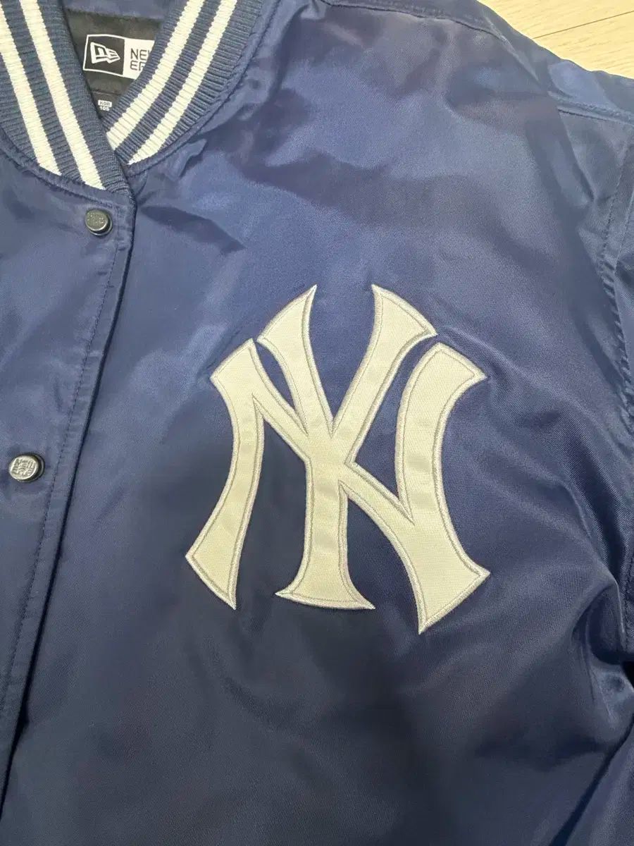 スタジアムジャケット