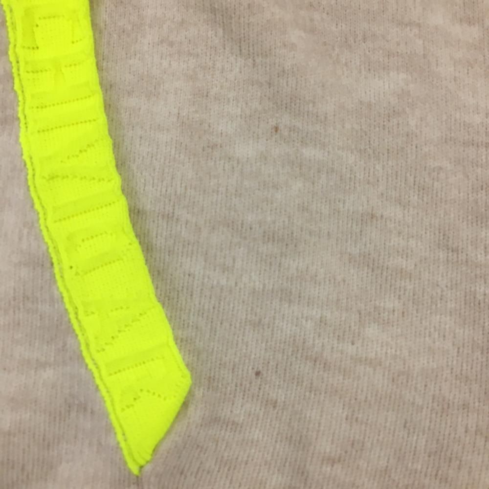 ハイネックセーター