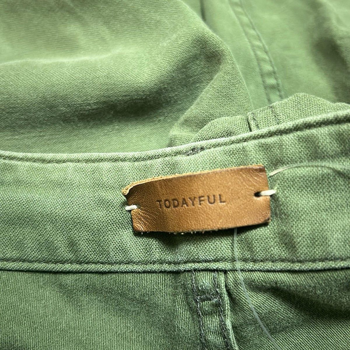 フルレングス ボタンフライ