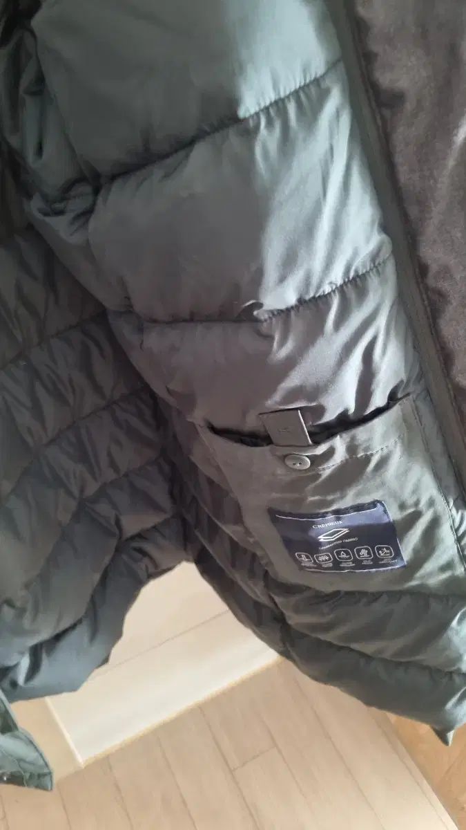 グースダウンコート