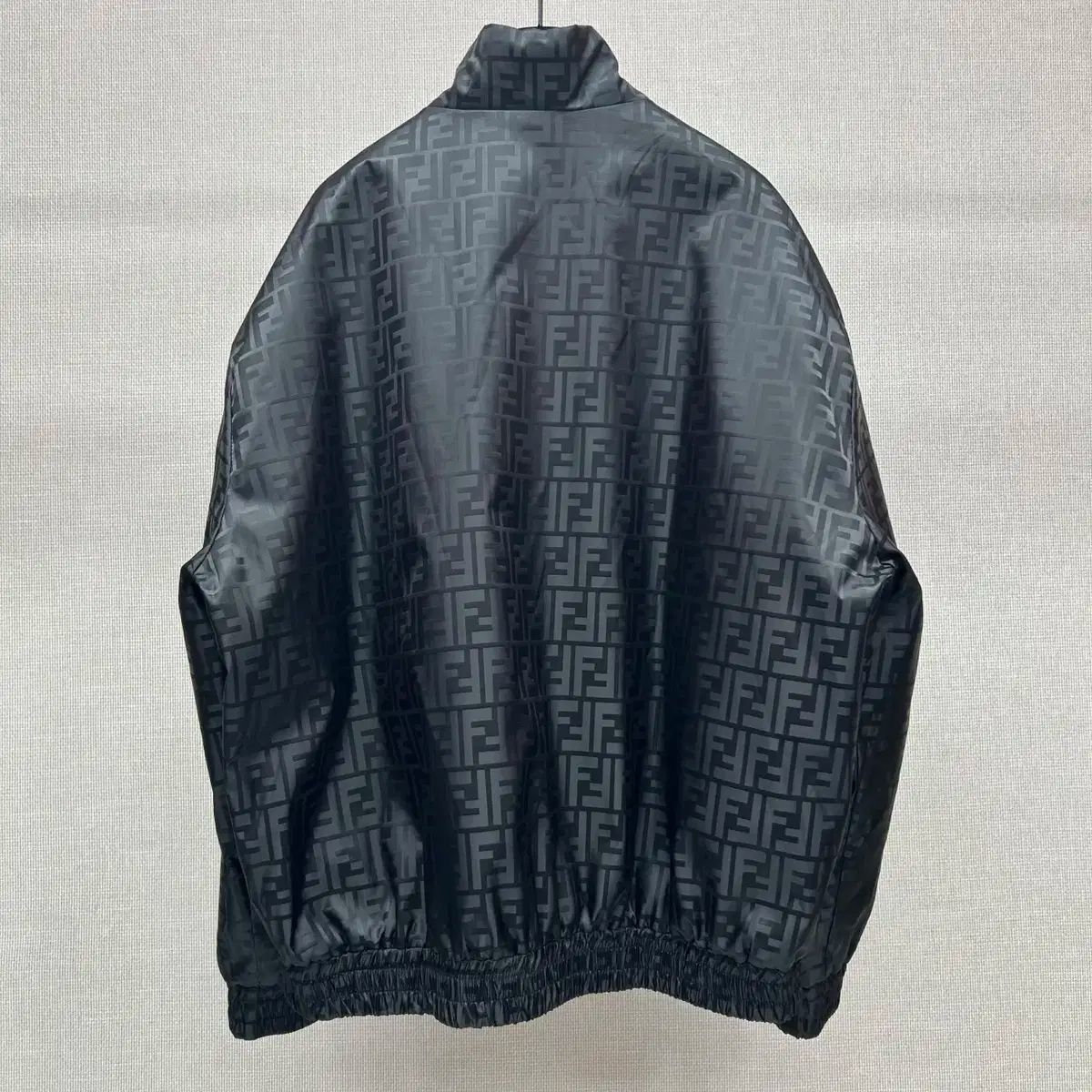 FENDI フェンディ メンズ カジュアル ロゴ ブラック コート