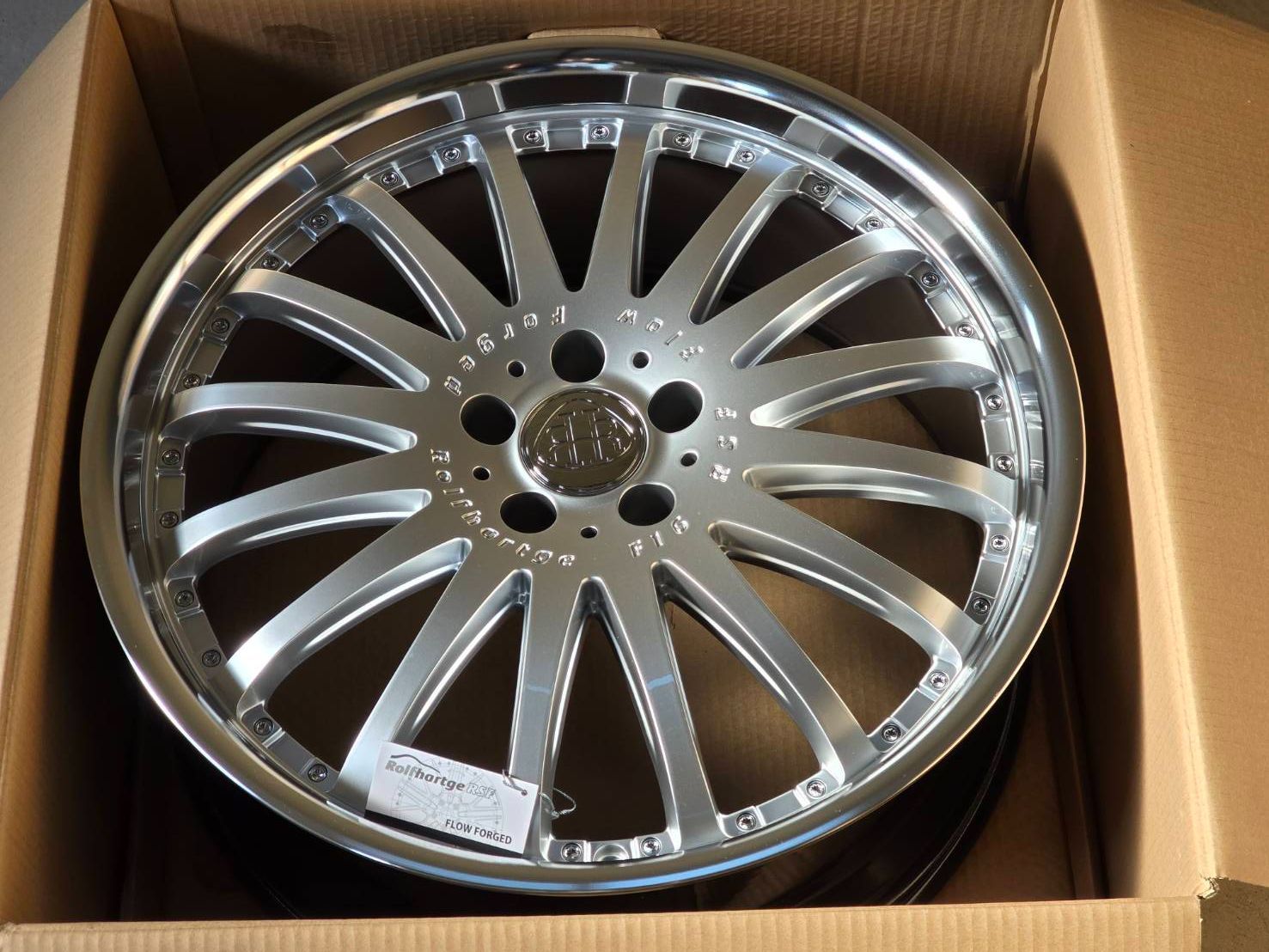 アウトレット品 Rolfhartge ロルフハルトゲ F 16 RSF Brilliant Edition 9 0 x 21 18 5 120 ｘ4本 レクサス LS 500 50系