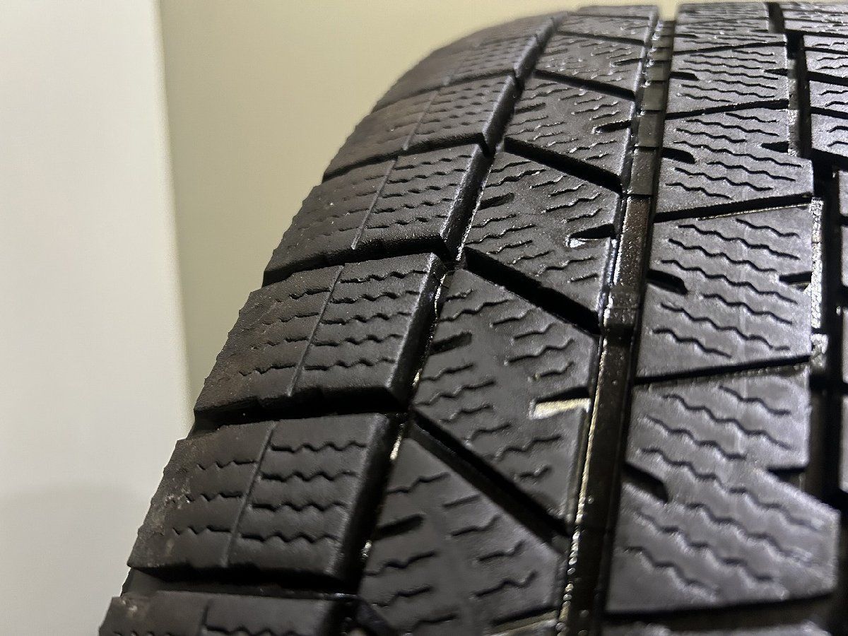  DUNLOP WINTER MAXX WM 03 215 55 R 18 18インチ スタッドレス 4本 23～ バリ溝 デュアリス エクストレイル CX 30 ハイエース等 KTO 604 18インチ スタッドレス