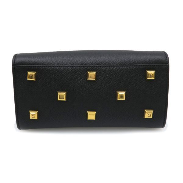 ステューディオ