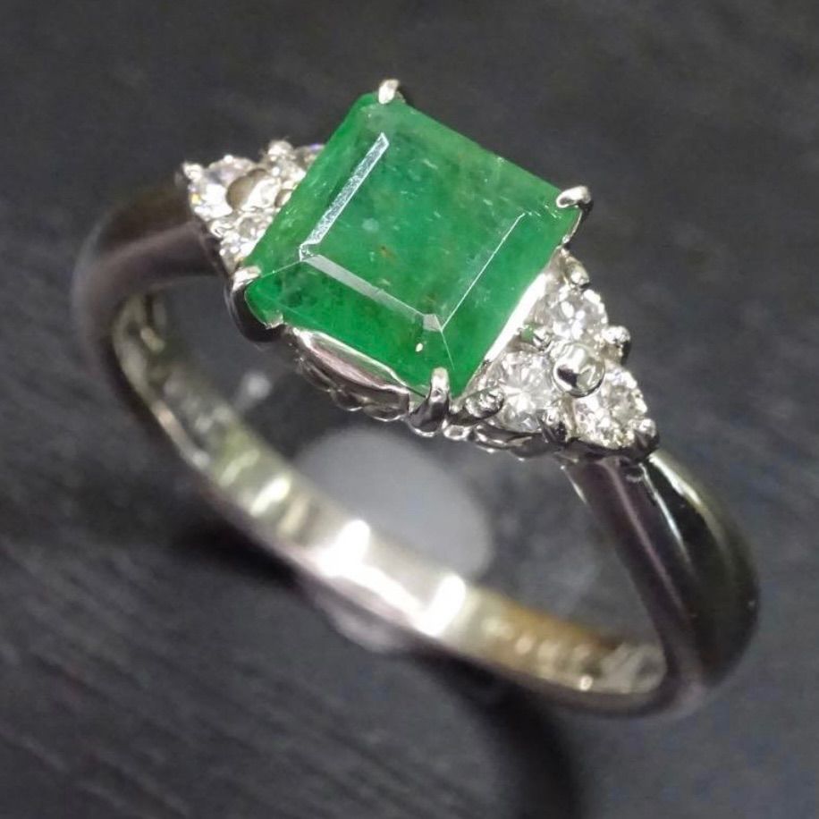 pt900 天然エメラルド0.87ct