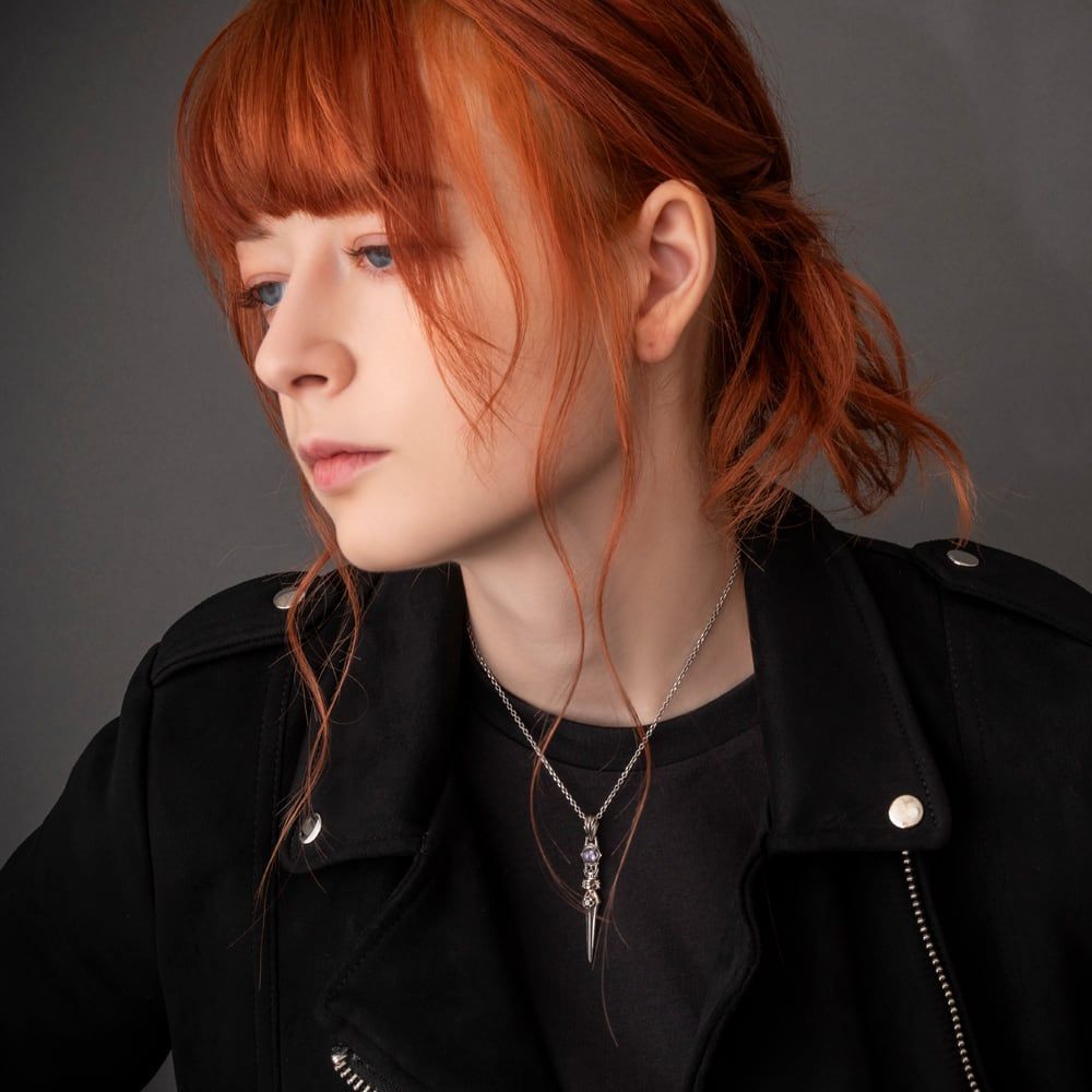 緑紫虹ドージェダガーペンダント アルテミスキングス