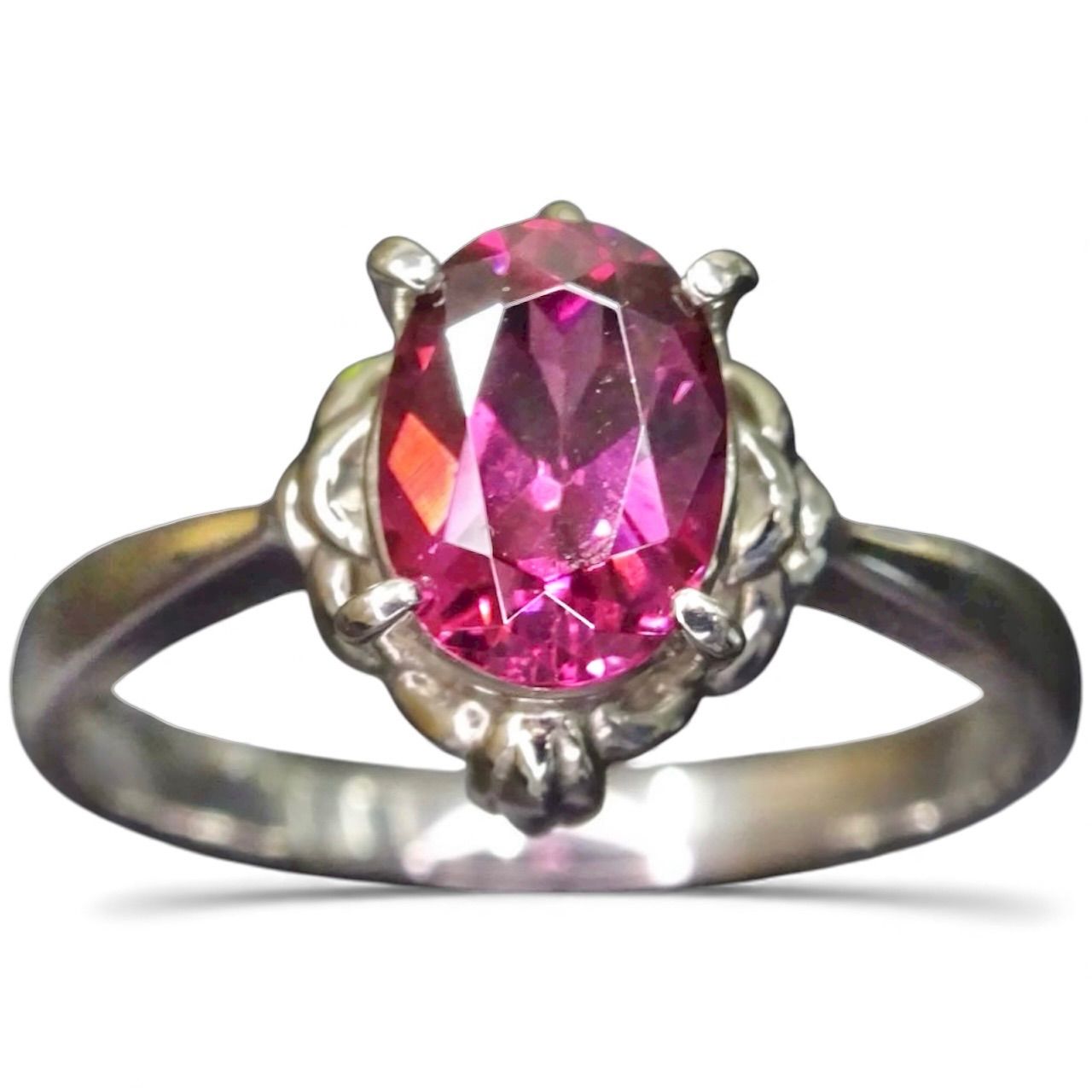 プラチナ pt 900 天然ガーネット1 05 ct デザイン リング 指輪 約10号半 総重量約3 30 g ジュエリー 宝石 貴金属 ジュエリーショッププライス Shops