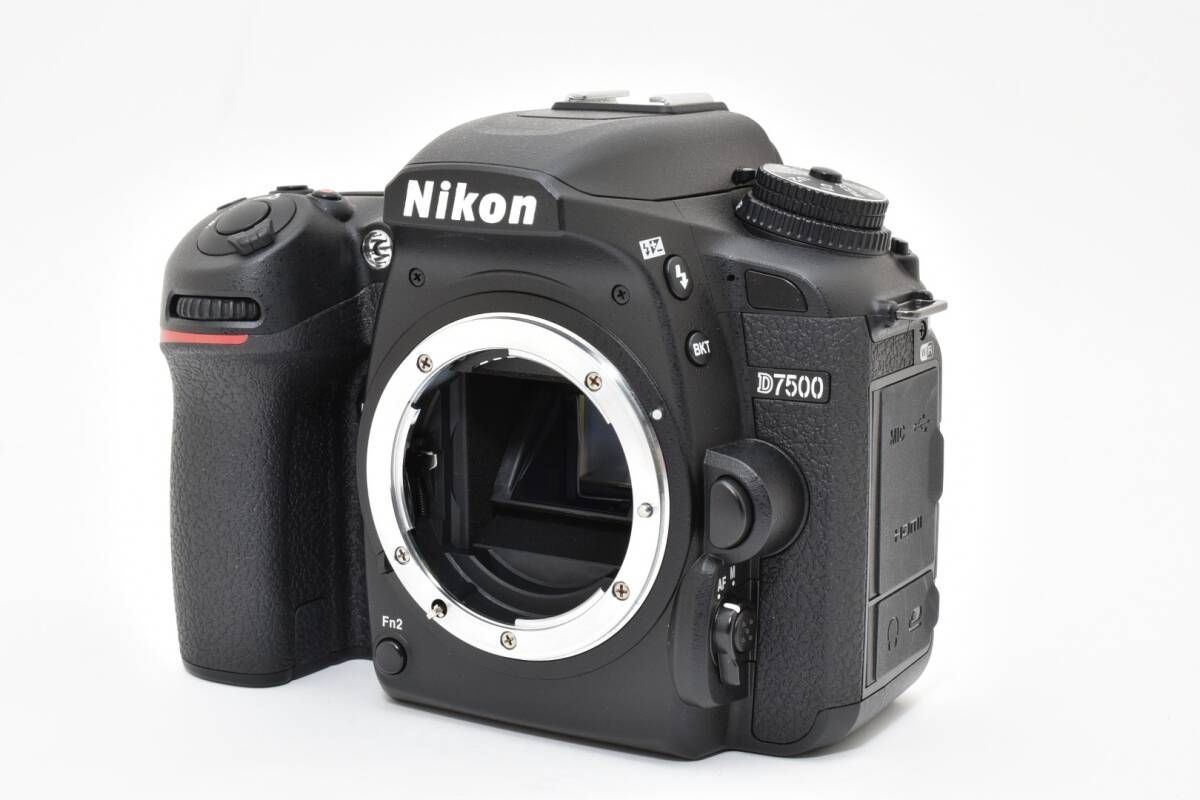 美品✨ニコン D7500 ボディ❤️ショット数13,985回！ 美品✨ニコン D7500 ボディ❤️ショット数13,985回！ - メルカリ