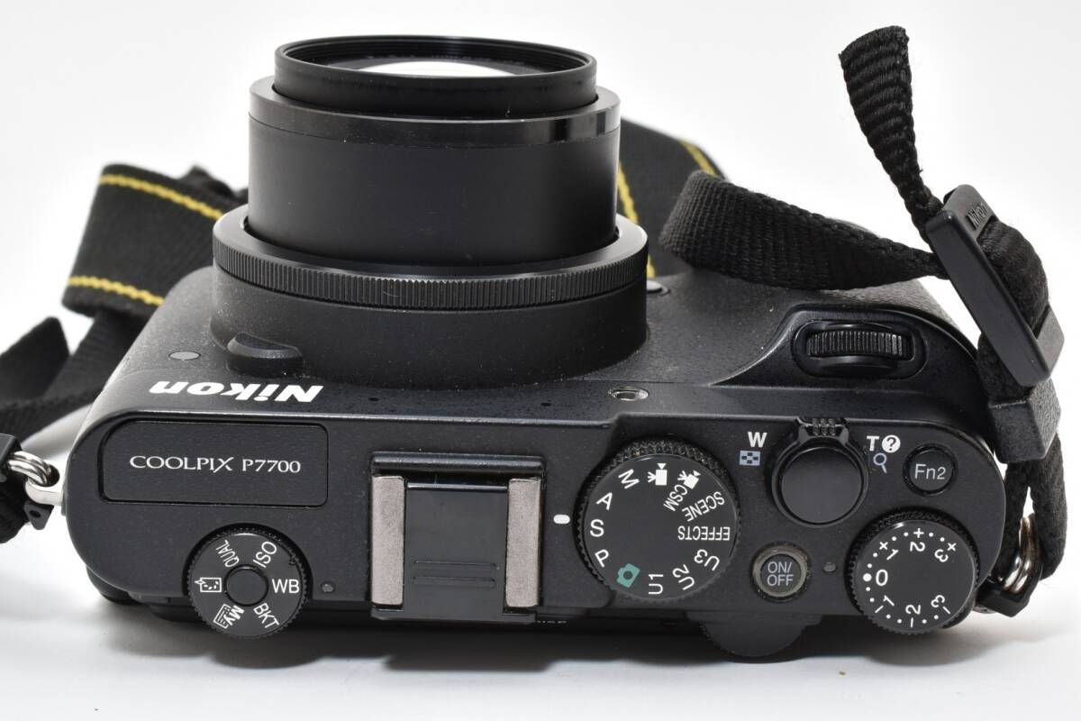 ☆良品☆ニコン Nikon COOLPIX P7700 ブラック コンパクトデジタル