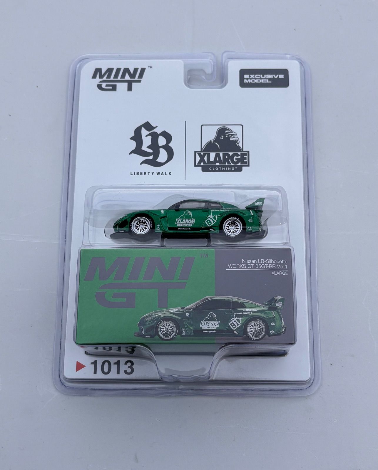 miniGT #1013 NISSAN LB-Silhouette works GT 35GT-RR Ver.1 (XLARGE