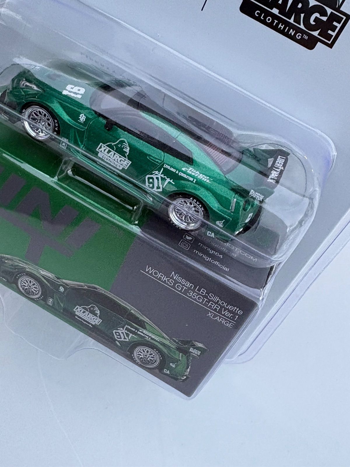 miniGT #1013 NISSAN LB-Silhouette works GT 35GT-RR Ver.1 (XLARGE