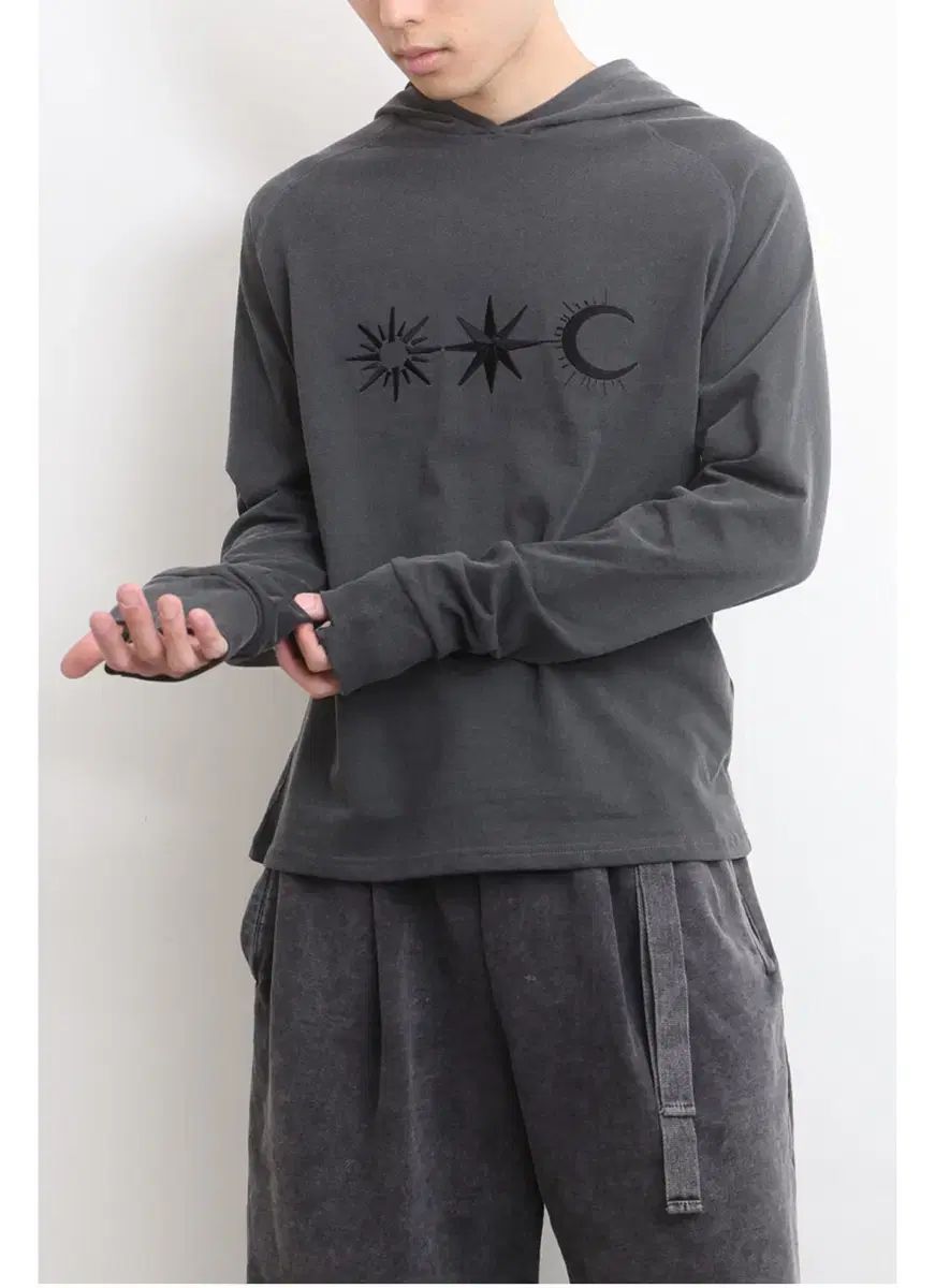 eyc 음양 Unarchived Hood Long Sleeve M