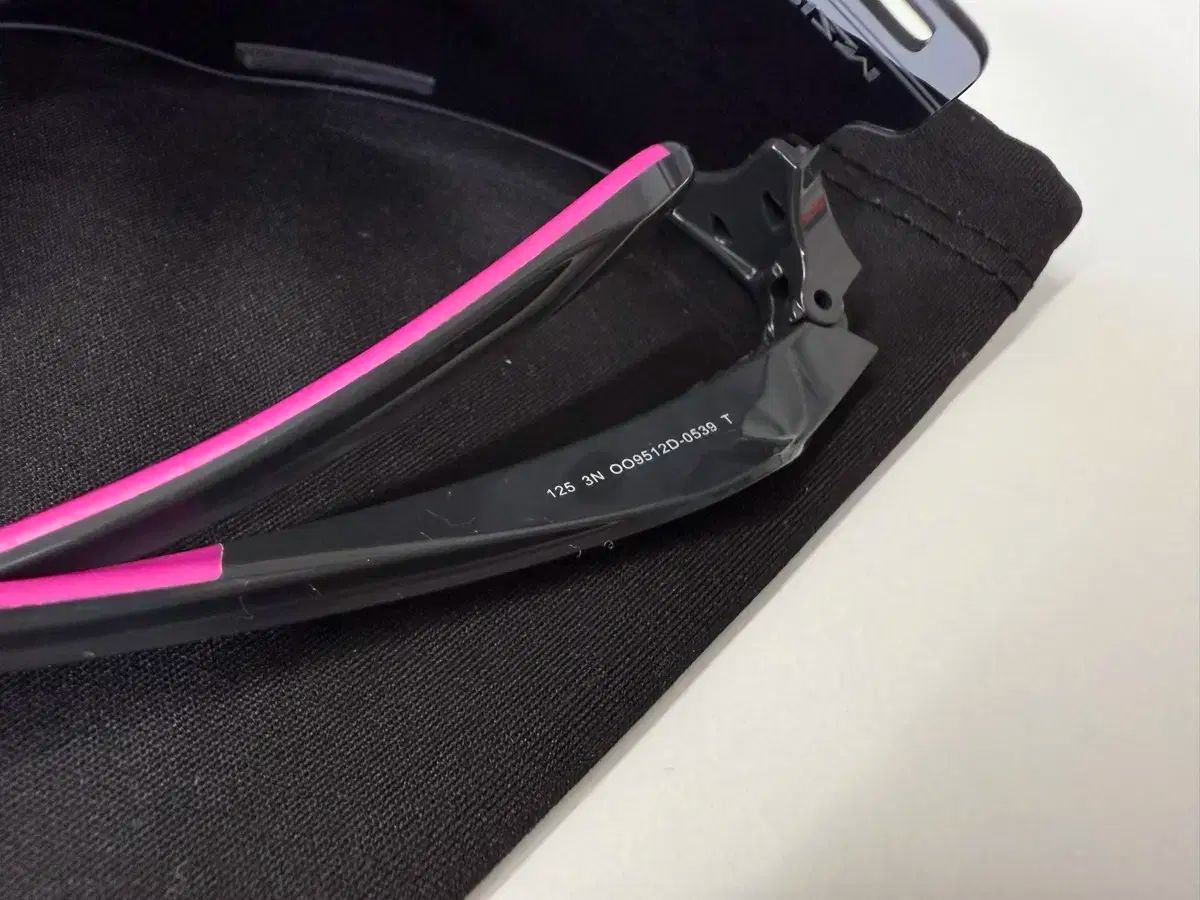 オークリー サイバーゼロ