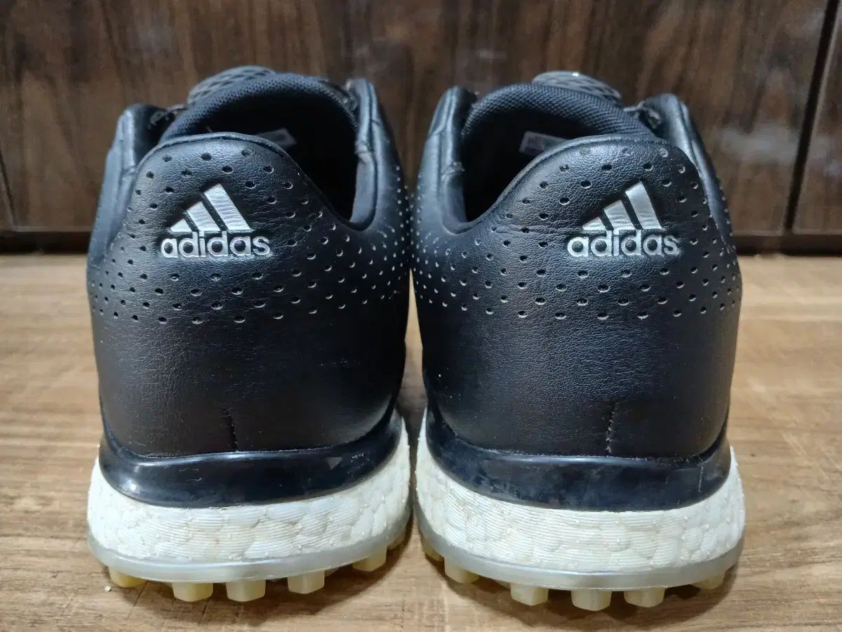 ゴルフシューズ ブラック