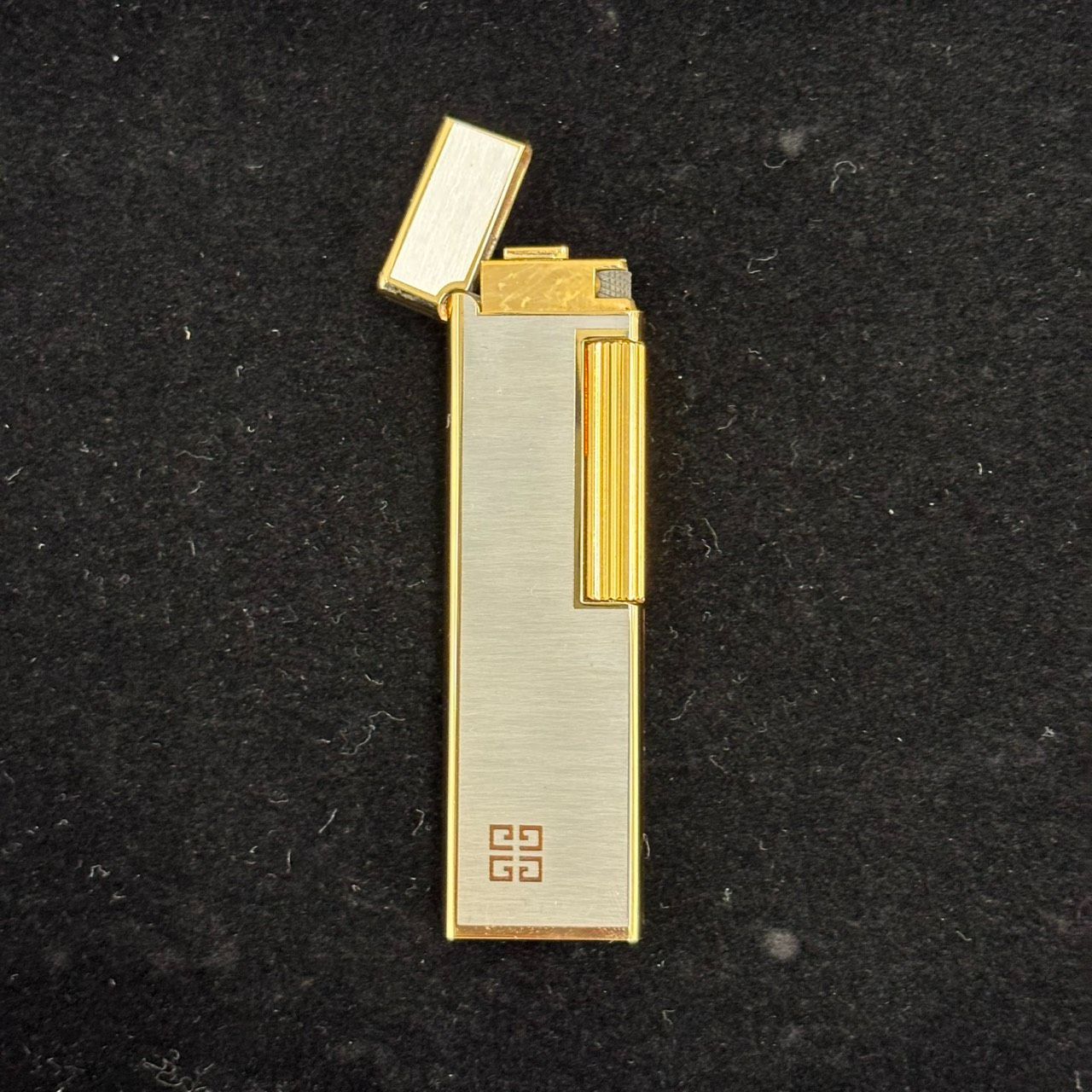 J03-241】GIVENCHY ジバンシー ガスライター 中古品 現状品 - メルカリ