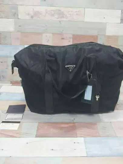 プラダ ボストンバッグ 旅行用かばん