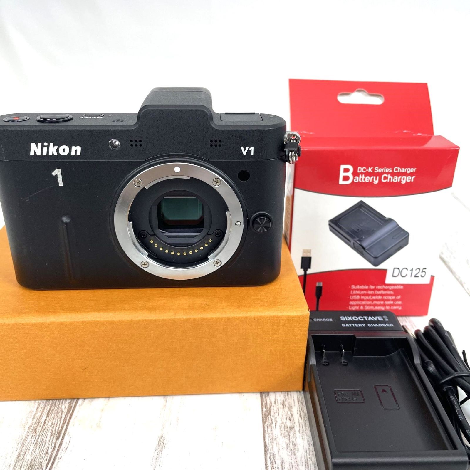 Nikon ニコン Nikon 1 V1 ボディ ブラック ミラーレス一眼レフカメラ e103