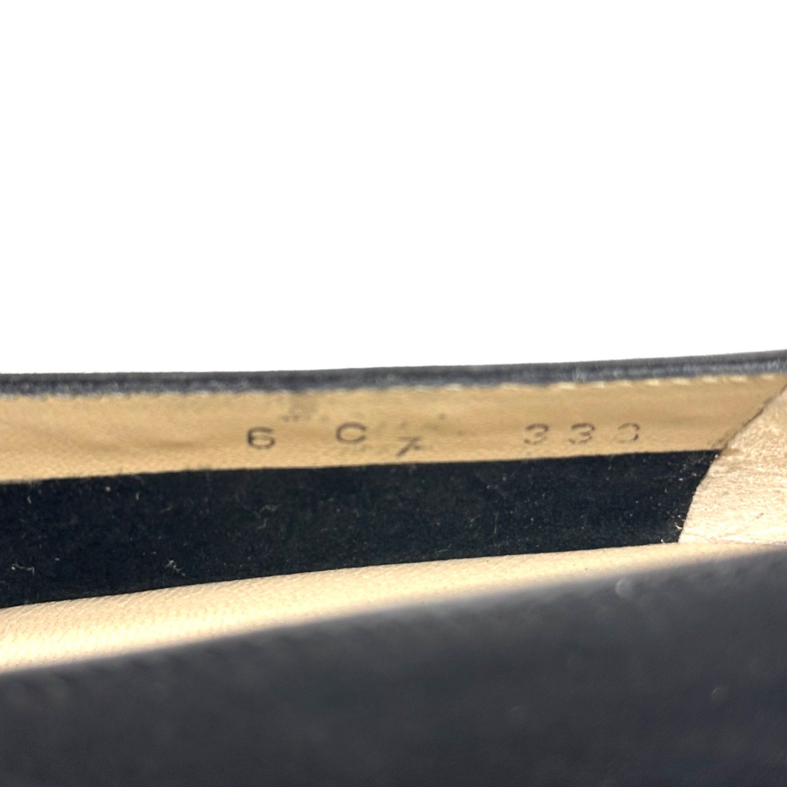 サルヴァトーレフェラガモ パンプス