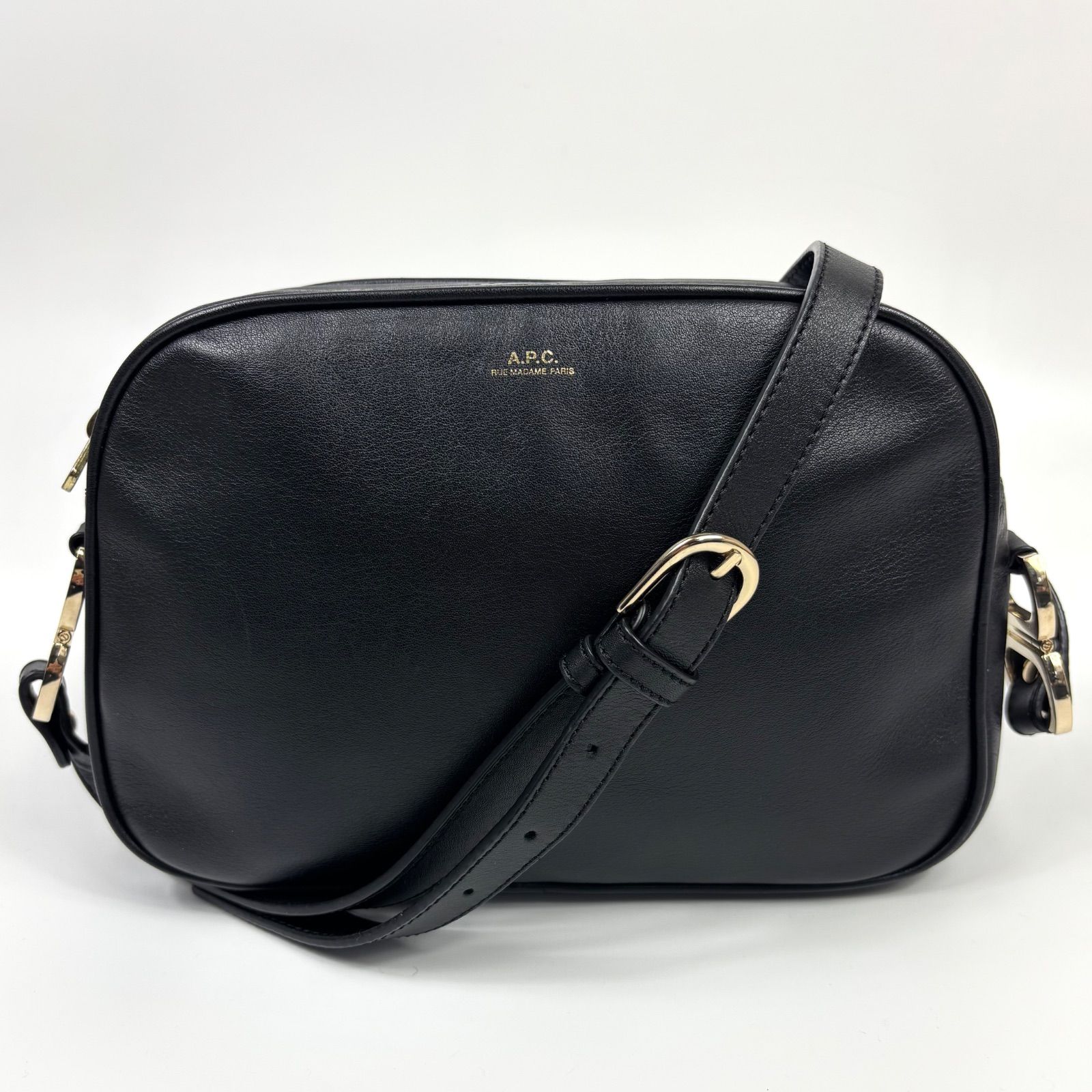 A.P.C. アーペーセー SAC BLANCHE ショルダーバッグ ポシェット 