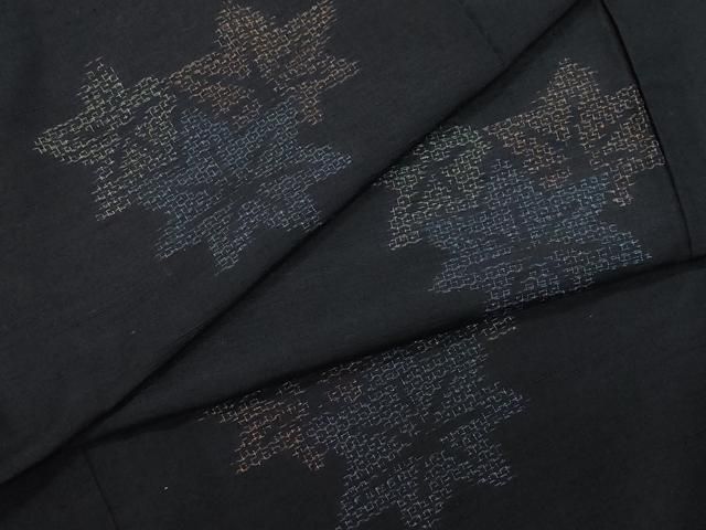 平和屋着物 結城紬 80亀甲 飛び亀甲柄 楓文 正絹 CAAZ8175vf