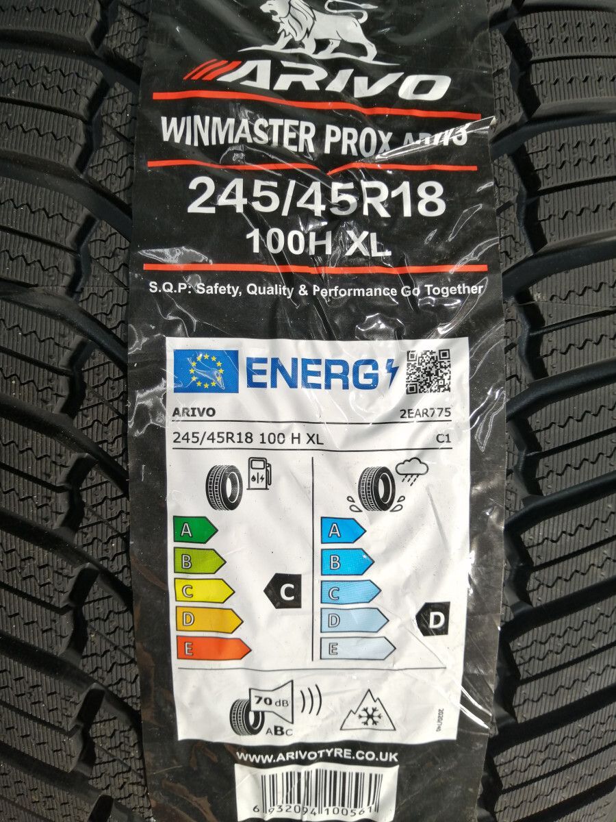 スタッドレスタイヤ