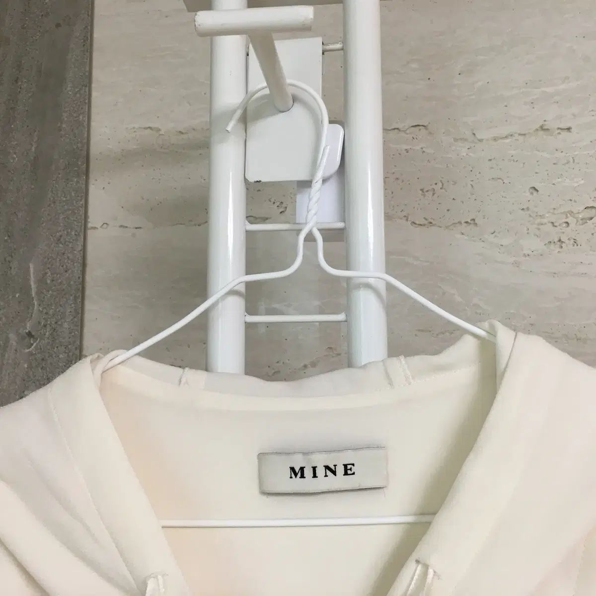 MINEマイン フード プリーツ ロング ONE PIECE 44