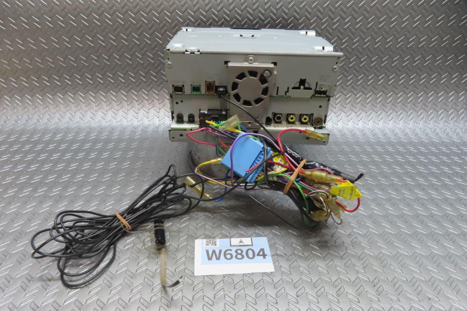 2019年 完動品保証付 W6804 カロッツェリア メモリーナビ AVIC-RZ303 TVワンセグ内蔵 ロック解除済