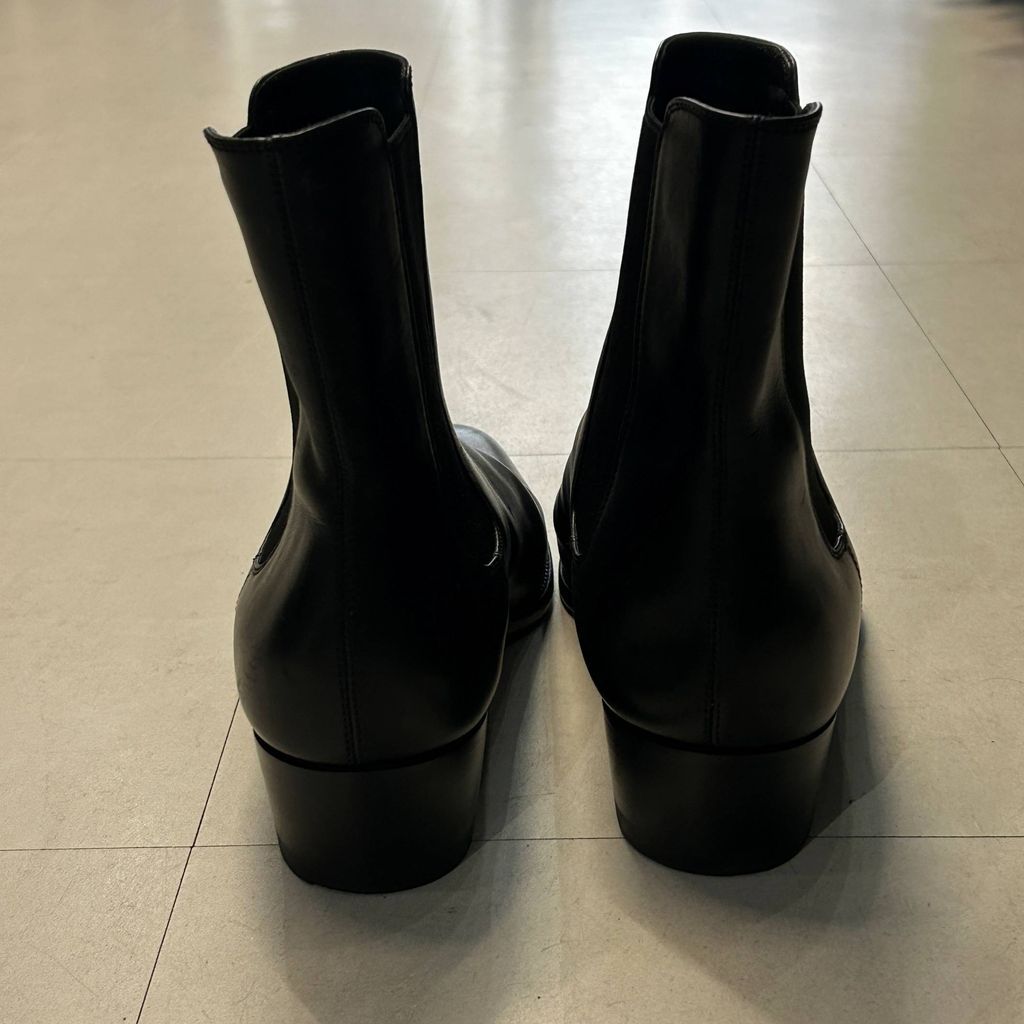 Saint Laurent サンローラン Leather Chelsea Boots レザーチェルシーブーツ 634194 ブラック size 42 中目黒A 11 春夏対応 サイドゴアブーツ 
