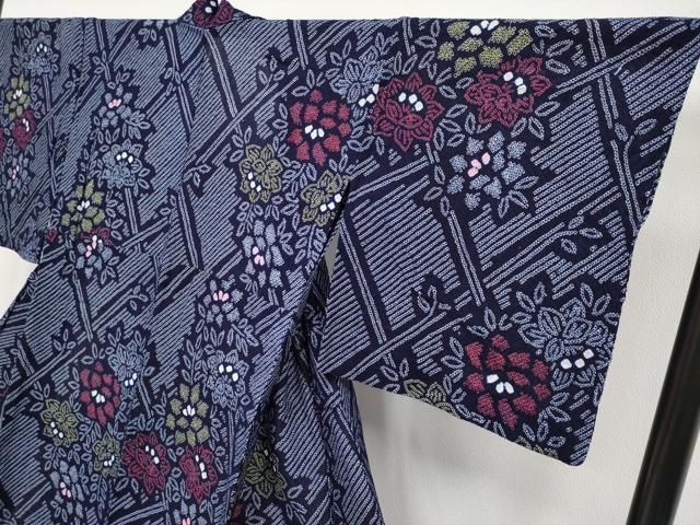 有松鳴海絞り 枝花文