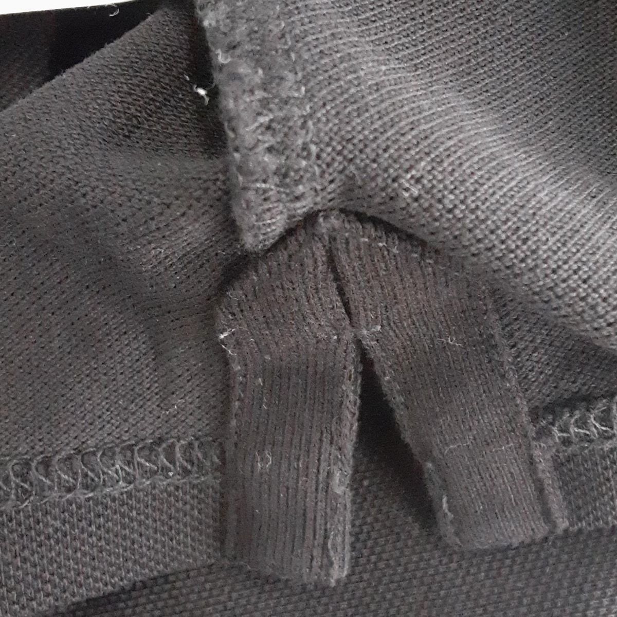 MONCLER モンクレール 半袖ポロシャツ サイズM メンズ - 黒×レッド×白 KARIMZIABAT_FR