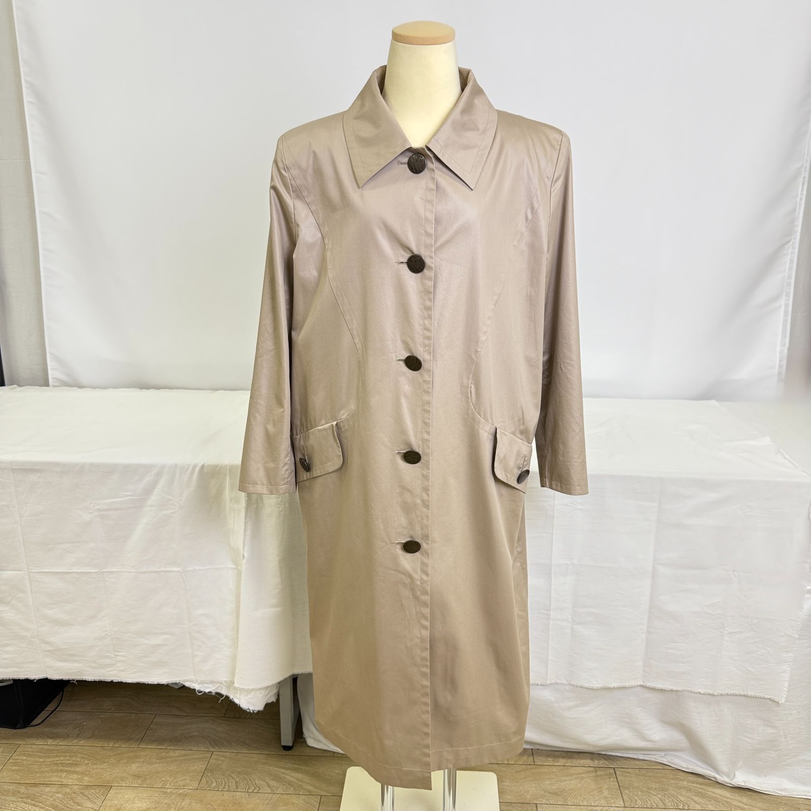 245④-60-5 本物保証 Yves Saint Laurent イヴ サンローラン トレンチコート ベージュ Mサイズ 秋服 冬服 秋服 ファッション ブランド コート ロングコート ロング丈 レディース